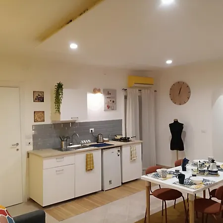La Casa Di Vivi נאפולי