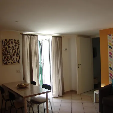 La Casa Di Vivi נאפולי